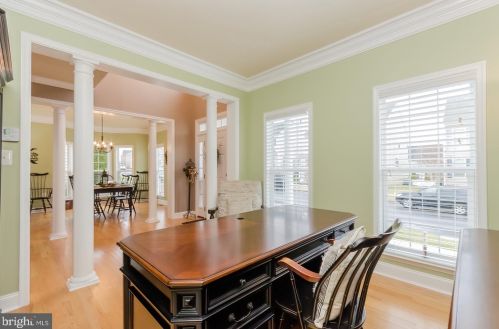 169 Colonial Dr, Charles Town WV 25414-4920 exterior