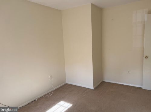 616 Piping Rock Dr, Silver Spring MD 20905-5863 exterior