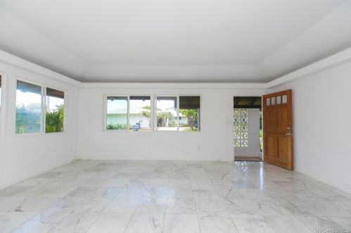 363 Halemaumau Pl, Honolulu, HI 96821-2138