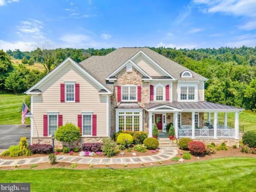 17145 Brookdale Ln, Round Hill, VA 20141-2254