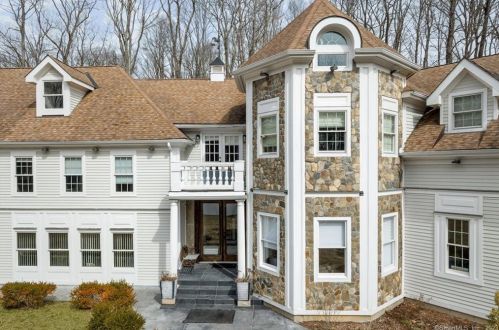 49 Wilton Woods Rd, Wilton CT  06897-1121 exterior