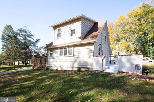 217 Lakeside Ave, Blenheim, NJ 08012-2922