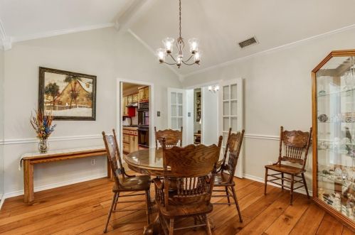 2517 Belmeade Dr, Carrollton TX 75006-2008 exterior