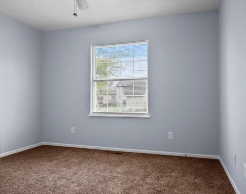 1407 Nixon Dr, Swygert, IL 61764-9182