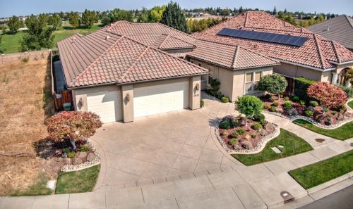 2431 Vintage Oaks Ct, Lodi, CA 95242-9347