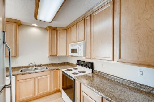 1616 Eugene St, Saint Paul MN  55110-3341 exterior
