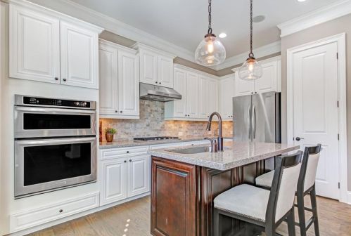 3636 Brookleigh Ln, Atlanta GA  30319-2219 exterior