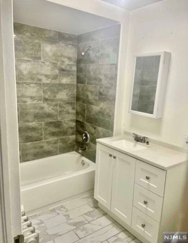 266 9th St, Paterson NJ  07508-2006 exterior