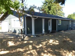 753 135th St, Tacoma, WA 98444-3409
