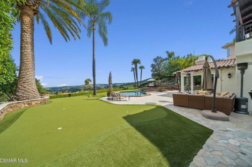24310 La Masina Ct, Calabasas, CA 91302-1402