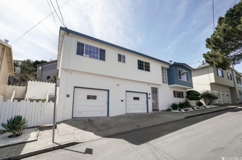 11 Canyon Dr, San Francisco, CA 94112-4563