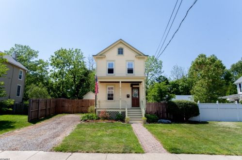 17 Broad St, Flemington, NJ 08822-1205