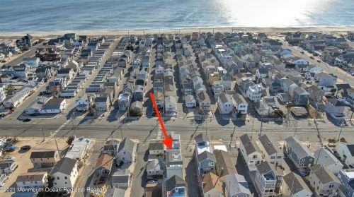 102 Beach Way, Lavallette, NJ 08735-1911