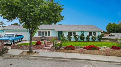 3568 Greenville Dr, Simi Valley, CA 93063-1245