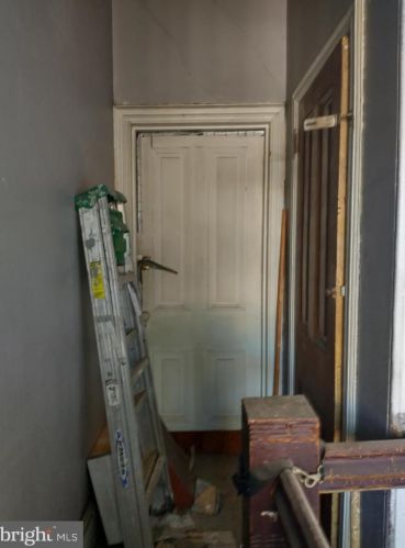 1946 23 St, Philadelphia PA 19145-2602 exterior