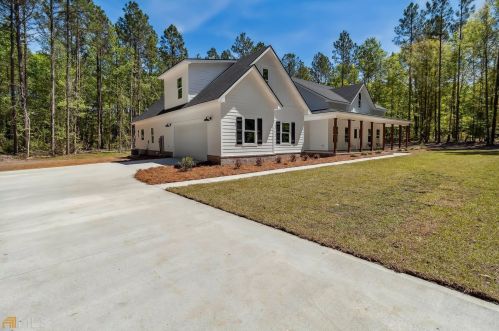 162 Newkirk Rd, Statesboro, GA 30461-2216