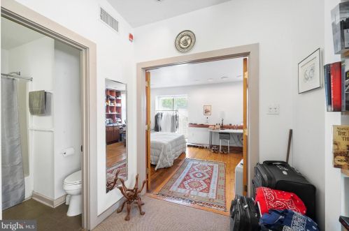 3961 Baltimore Ave, Philadelphia PA 19143-2623 exterior