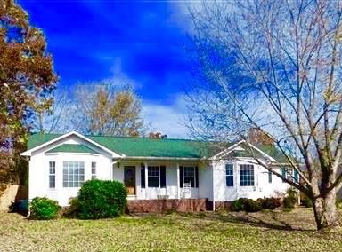320 Doak Rd, Manchester, TN 37355-7526