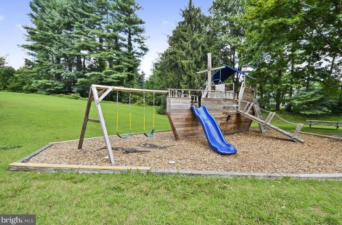 3005 Birchtree Ln, Silver Spring MD 20906-3035 exterior