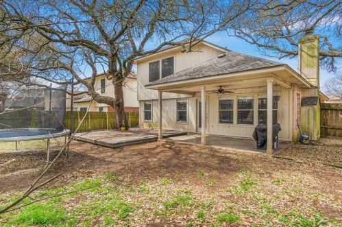 9301 Bradner Dr, Austin TX  78748-5021 exterior