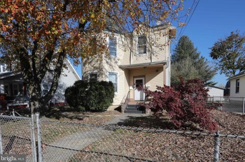 11 Thompson Ave, Gloucester, NJ 08030-2440