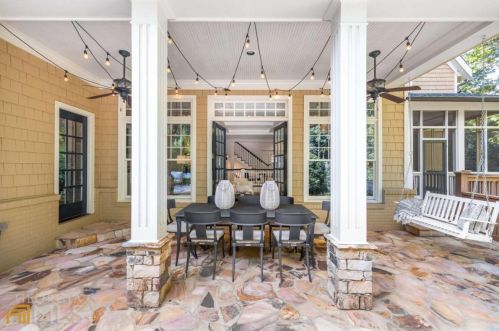 4711 Dudley Ln, Atlanta GA  30327-3330 exterior