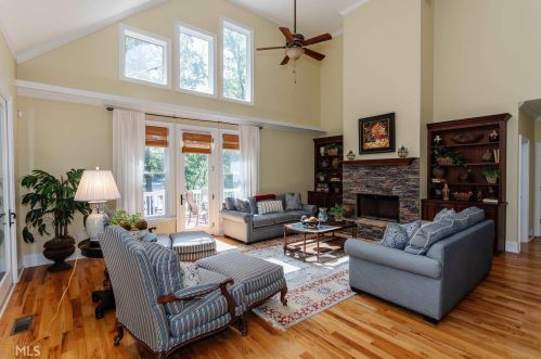 159 Cedar Cove Dr, Buckhead, GA 30625-3302
