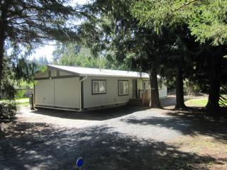 18721 Urban Ave, Suquamish, WA 98392-9650