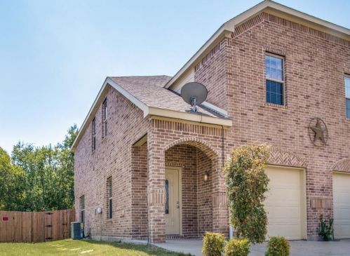 807 Parkplace Rdg, Princeton TX  75407-6767 exterior