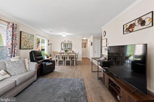 437 Mill Race Rd, Carlisle PA  17013-2533 exterior