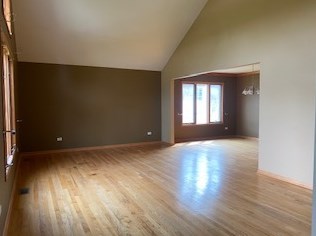 14832 Moorings Ln, Oak Forest, IL 60452-6019