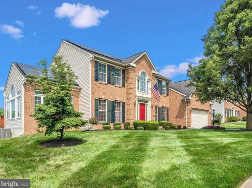 4 Pointe Ter, Middletown, MD 21769-8067
