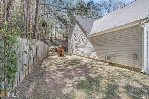 466 Gresham Dr, Stockbridge GA  30281-7716 exterior