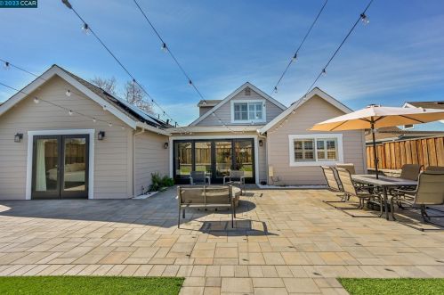 4163 Pickwick Dr, Concord CA  94521-2735 exterior