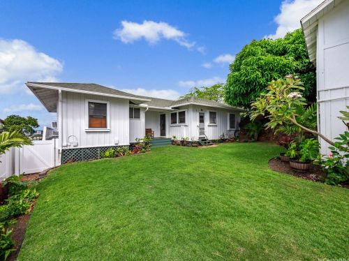 1341 Highview Pl, Honolulu HI  96816-3273 exterior