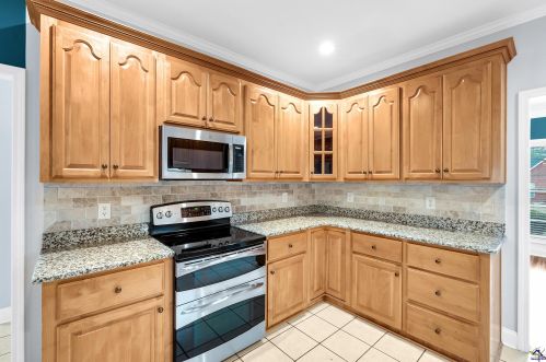 718 Bay Laurel Cir, Warner Robins GA  31088-2953 exterior