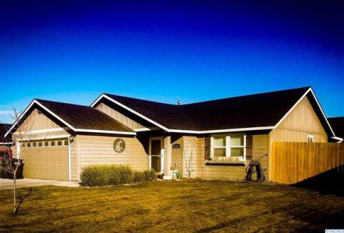 6103 Maryhill Ln, Pasco, WA 99301-8774