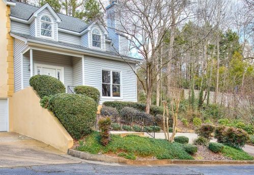 1 Frst Rdg Ct, Atlanta GA  30350-1802 exterior
