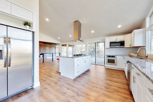 1605 Golden Tree Ln, Joliet, IL 60433-2905