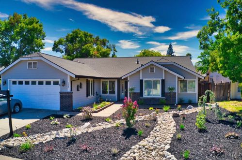 102 Dyrell Way, Folsom, CA 95630-2301