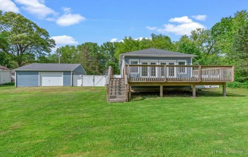 28271 Stewart Ave, Spring Grove, IL 60081-9009