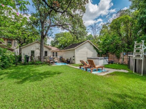 2324 Lotus Ave, Fort Worth TX  76111-1645 exterior