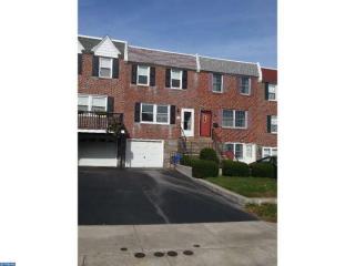 127 Hartwell Ln, Philadelphia PA  19118-3405 exterior