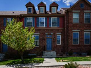 23412 Chenango Pl, Denver, CO 80016-5395