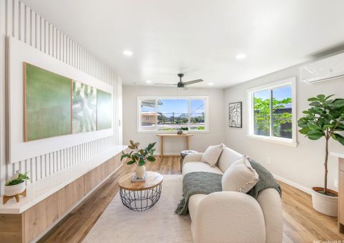 1232 Kalaniiki St, Honolulu HI  96821-1213 exterior