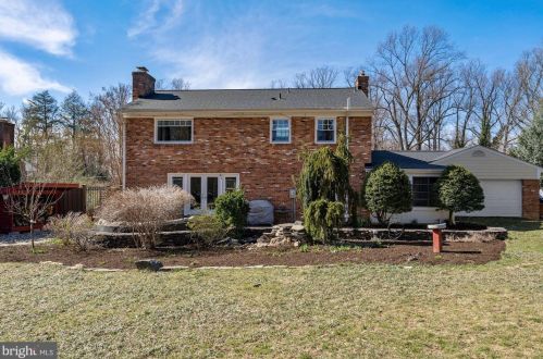 3119 Juniper Ln, Falls Church, VA 22044-1813