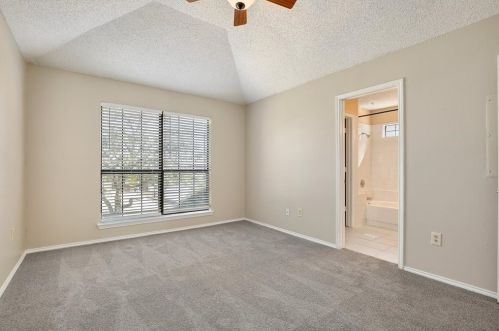 2306 Kenley St, Fort Worth TX  76107-4938 exterior