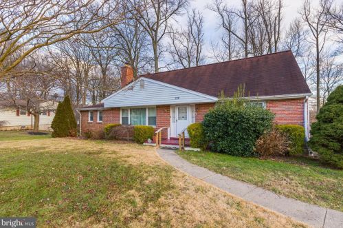 427 Holiday Dr, Aberdeen, MD 21001-1813