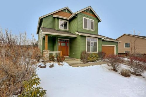62995 Marsh Orchid Dr, Bend OR  97701-8799 exterior
