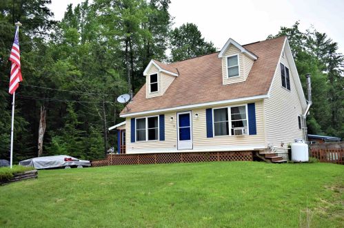 53 Winter Rd, Hillsboro, NH 03244-4529